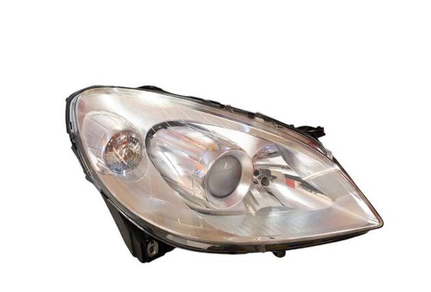 Faro delantero derecho Mercedes A169