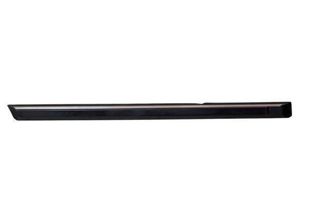 Moldura defensa delantera derecha BMW E30