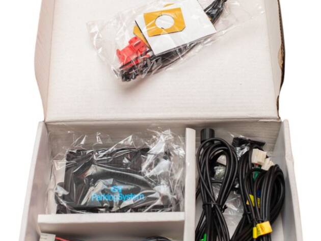 Parktronic Fiat Doblo incompleto