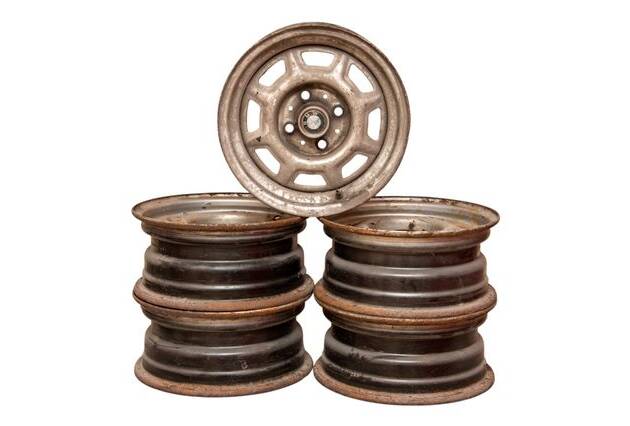 Juego 5 Llantas BMW 2002 (13")