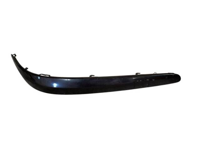 Moldura delantera derecha Mercedes W211