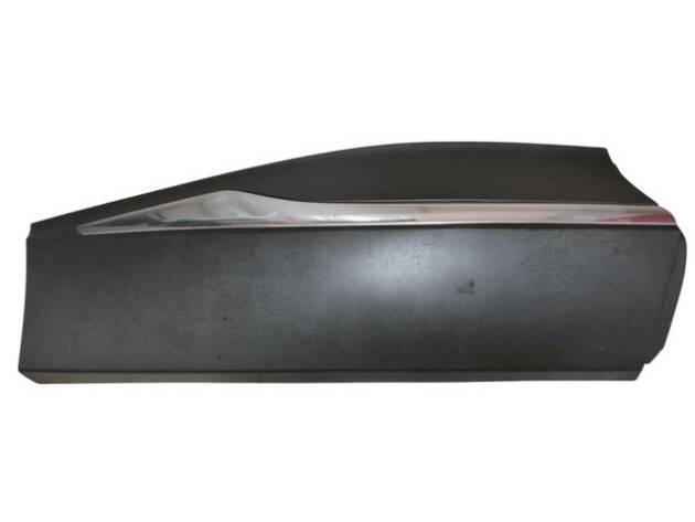 Moldura puerta trasera derecha Renault Captur 1