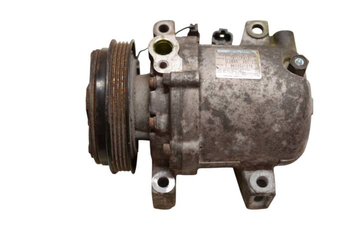 Compresor de aire acondicionado Subaru GC8 ref.73111FA131 - Imagen 5