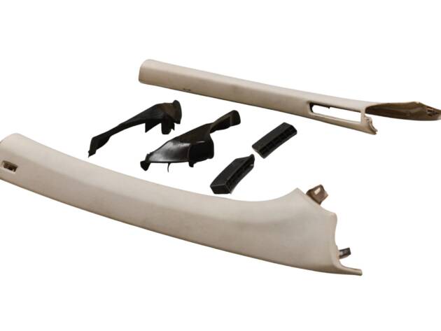 Tapizados bajantes parabrisas Golf V