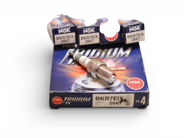 Juego de 4 bujias NGK iridium bkr7eix 2667