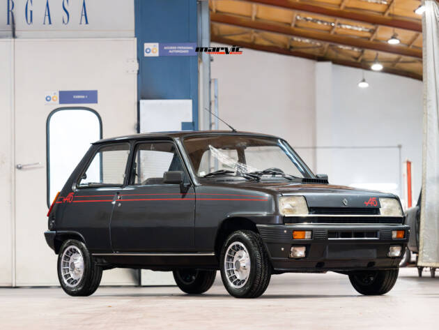 Renault Cinco Copa Alpine francés