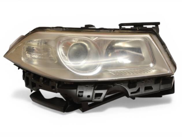 Faro delantero derecho para Renault Megane II. Ref: 8200412742b Valeo